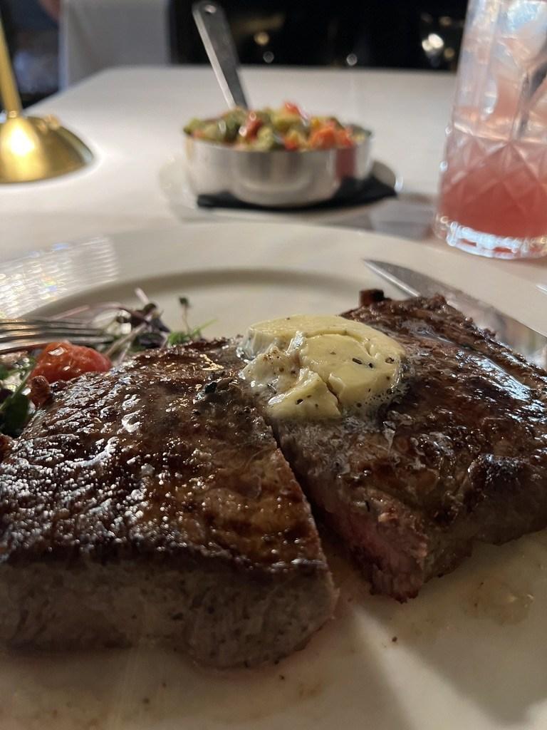 Bridgeman’s Chophouse Review: The Steakhouse Inside Chattanooga’s Read House